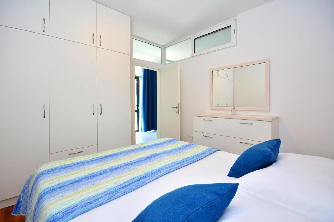 Seas The Day Apartments Подстрана Экстерьер фото